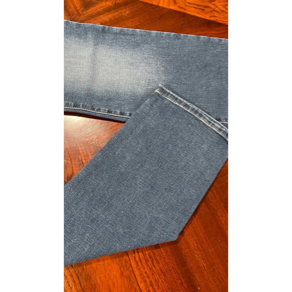 Lee Sculpting Slim Leg Jeans Women Size 12 Short Mid Rise Stretch Denim NWT - Picture 3 of 12